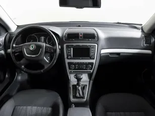 Skoda  10