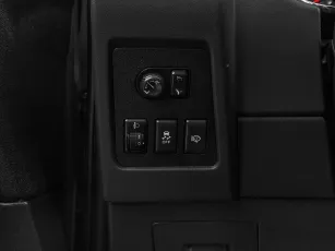 Nissan  13