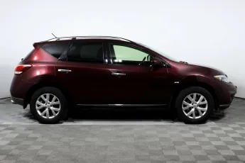 Nissan  4