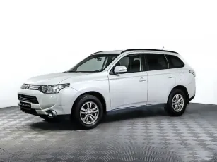 Mitsubishi Outlander,  III