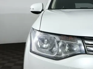 Mitsubishi  7