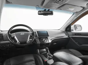 Hyundai  7