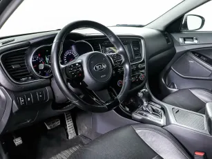 Kia  12