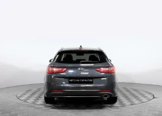 Kia  6