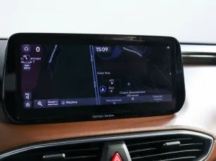 Hyundai  12