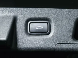 Hyundai  32
