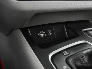 Kia  17