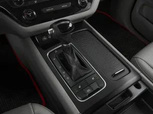 Kia  18