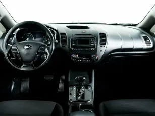 Kia  6