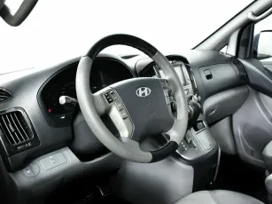 Hyundai  7