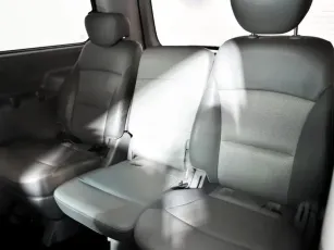 Hyundai  9
