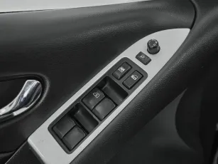 Nissan  14