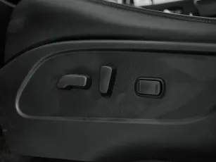 Nissan  15