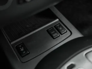 Nissan  18