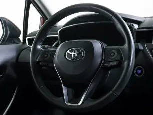 Toyota  12