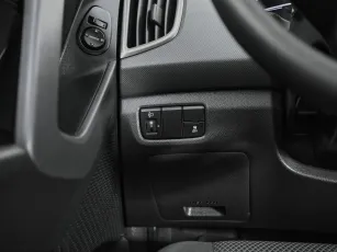 Hyundai  13