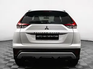 Mitsubishi  6