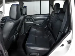Mitsubishi  10