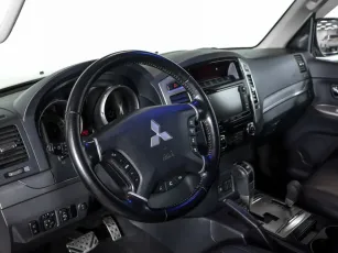 Mitsubishi  8