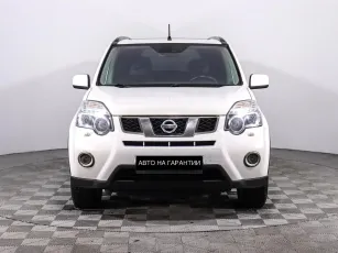 Nissan  2