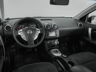 Nissan  7