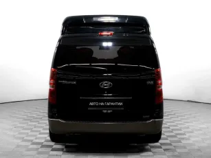 Hyundai  6
