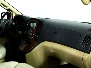 Hyundai  7