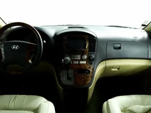 Hyundai  8