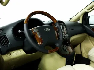 Hyundai  9