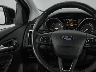 Ford  10