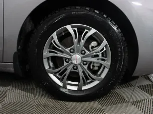 Hyundai  5