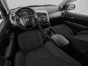 SsangYong  10