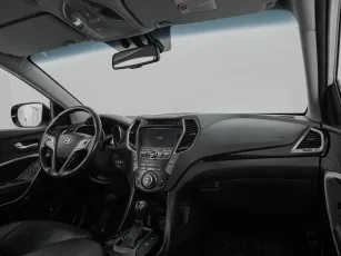 Hyundai  9
