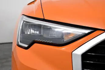 Audi  6