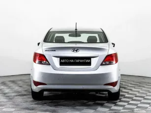 Hyundai  6