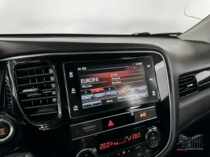 Mitsubishi  12