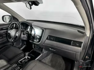 Mitsubishi  7