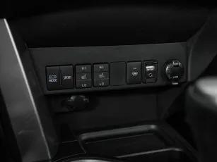 Toyota  18
