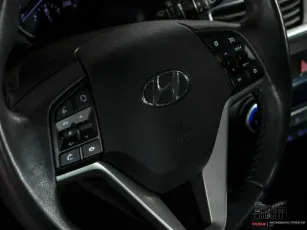 Hyundai  10