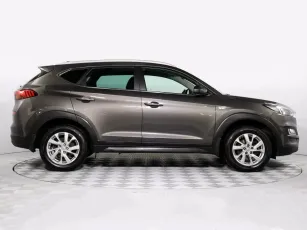 Hyundai  4