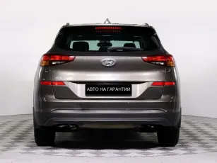 Hyundai  6