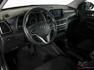 Hyundai  9