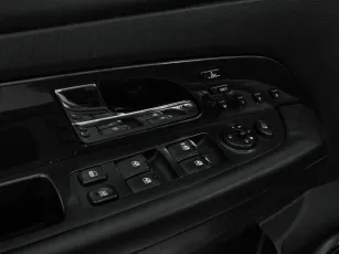 SsangYong  12