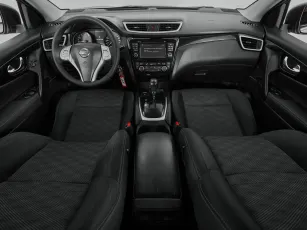 Nissan  8