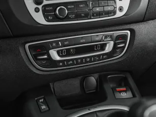 Renault  15
