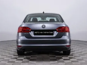 Volkswagen  4