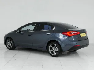 Kia  4