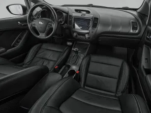 Kia  7