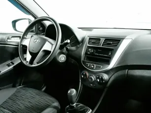 Hyundai  8