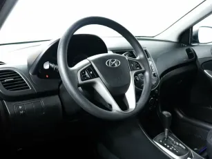 Hyundai  10